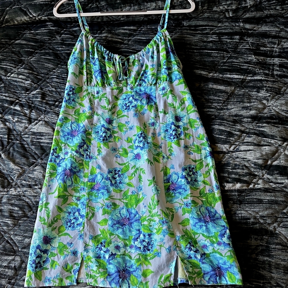 Wild Fable Blue & Green Floral Sundress With Front Keyhole Tie Accent